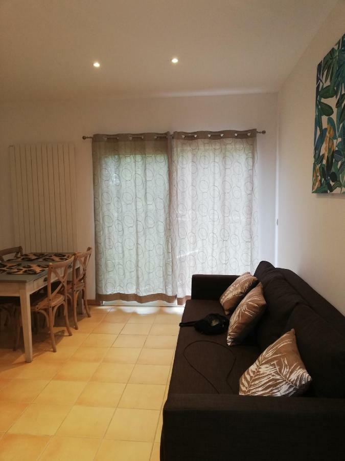 Au Sabluline Chambres D'Hotes Gites ดรากิญญ็อง ภายนอก รูปภาพ