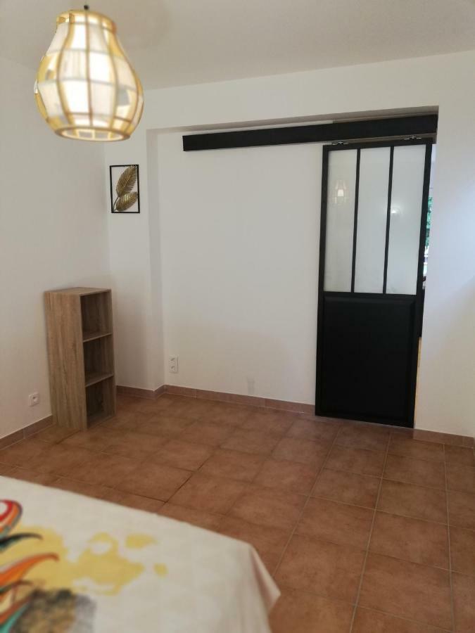Au Sabluline Chambres D'Hotes Gites ดรากิญญ็อง ภายนอก รูปภาพ